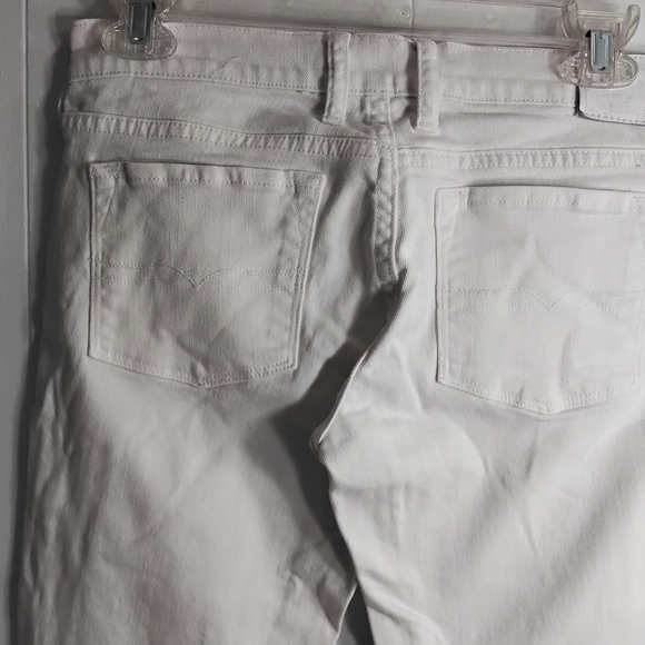 White Skinny Jeans - Picture 5 of 8